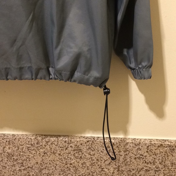 CHAMPS LRG NYLON HOODED WINDBREAKER - Picture 4 of 8